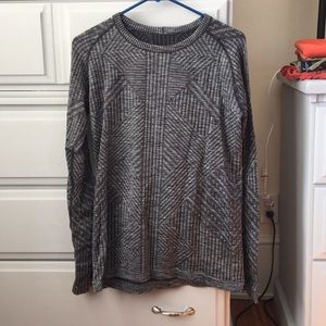 Long sleeve workout shirt